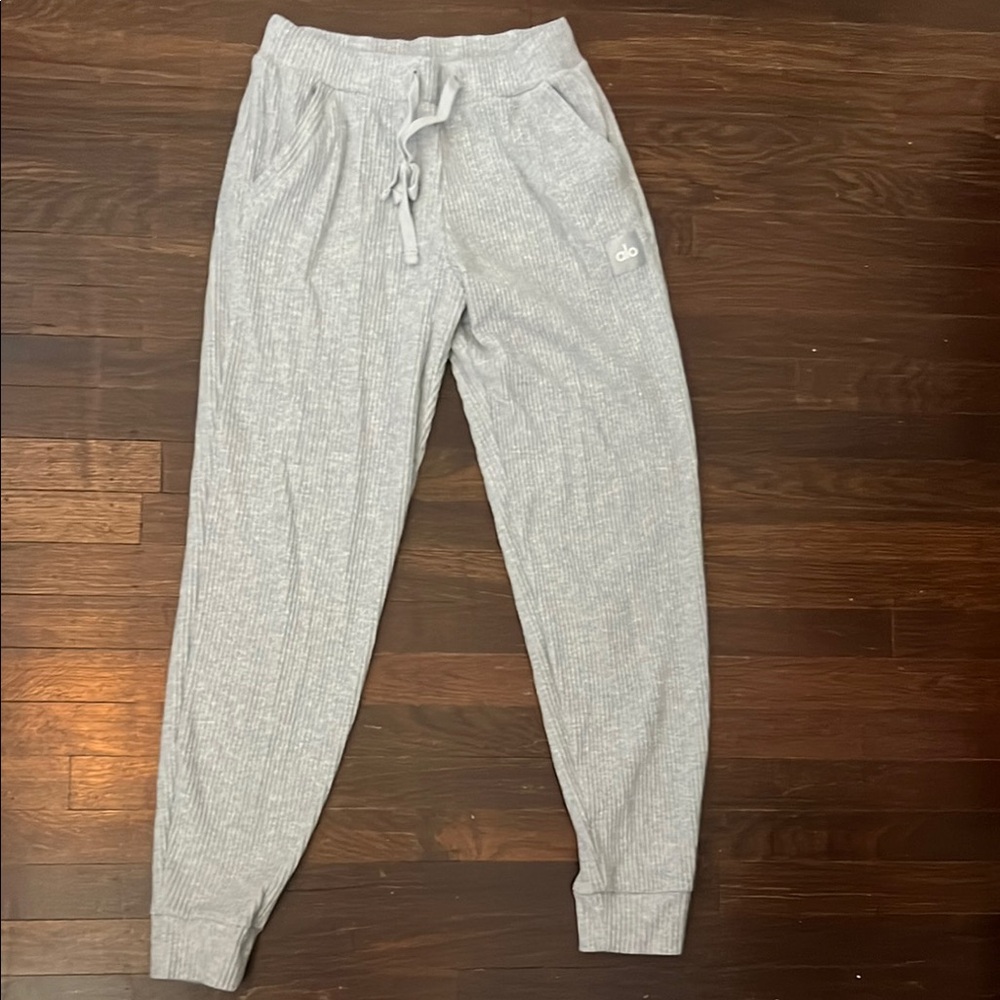 ALO Ribbed jogger